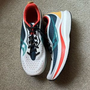 New Saucony Endorphin Speed 2 men’s 9
